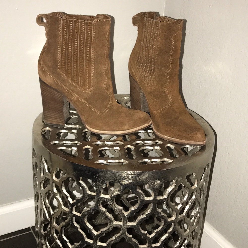 Dolce Vita Booties